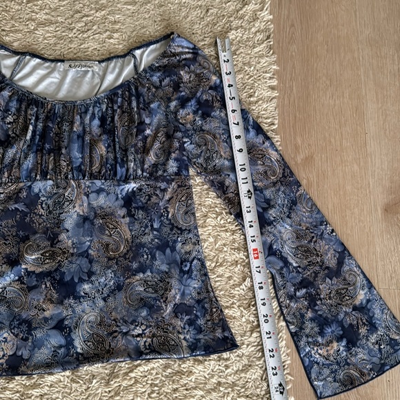 Self esteem top. Excellent condition. Extra large. - Picture 6 of 7